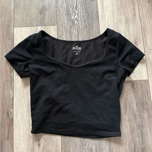Hollister Women's Black Textured Crop Top